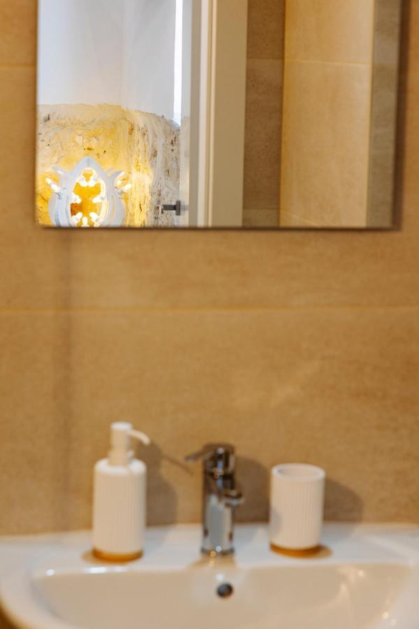 Apulian House Hotel Brindisi Luaran gambar