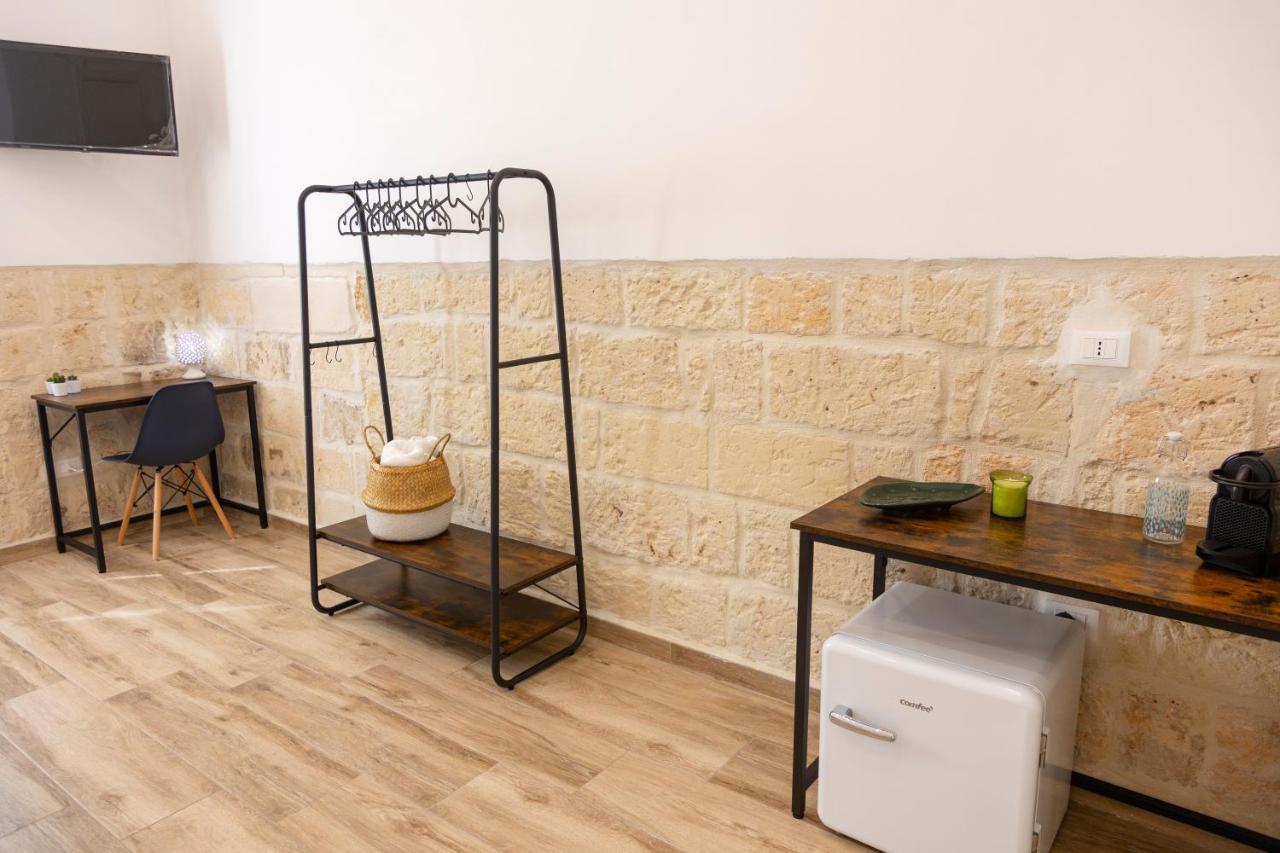 Apulian House Hotel Brindisi Luaran gambar